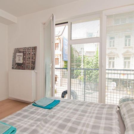 Beautiful Apartment In The City Center Bratislava Exteriör bild